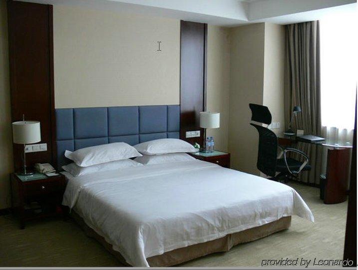 New Land Business Hotel Wuhan Ruang foto